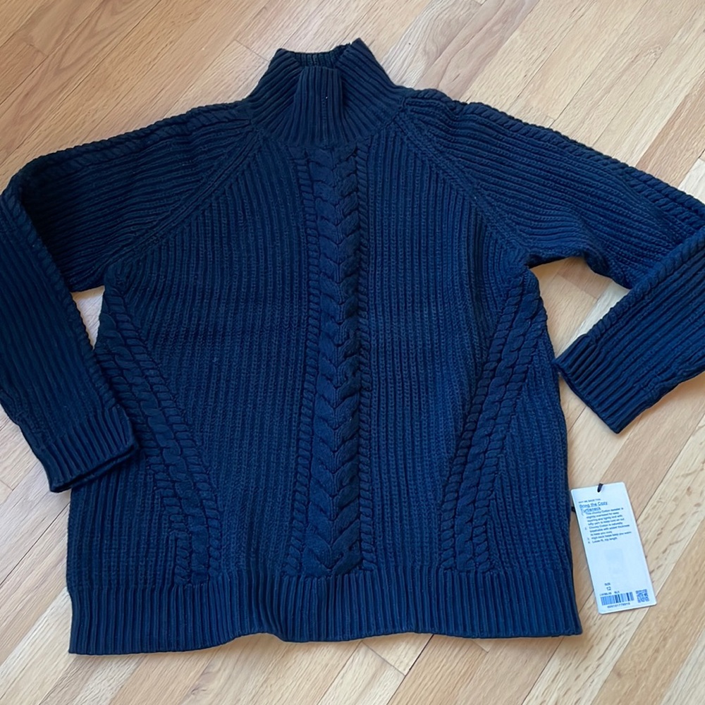 Lululemon Cable Knit Sweater - Black